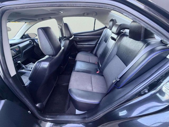 2018 Toyota Corolla SE CVT - 23045960 - 19