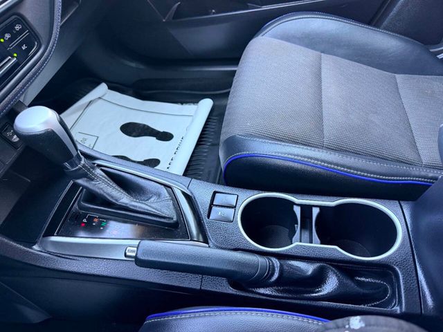 2018 Toyota Corolla SE CVT - 23045960 - 38
