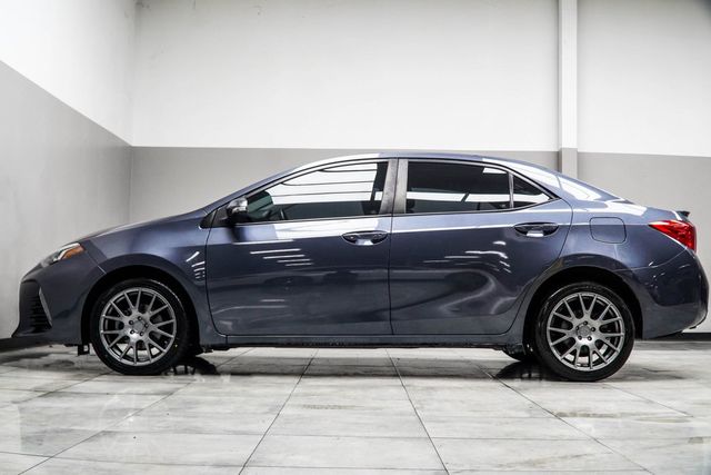 2018 Toyota Corolla SE CVT - 23004407 - 9