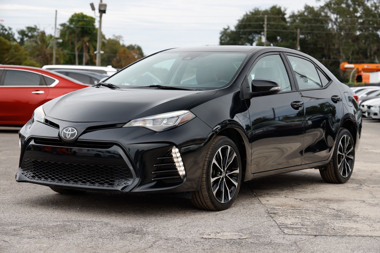 2018 Toyota Corolla L photo 3