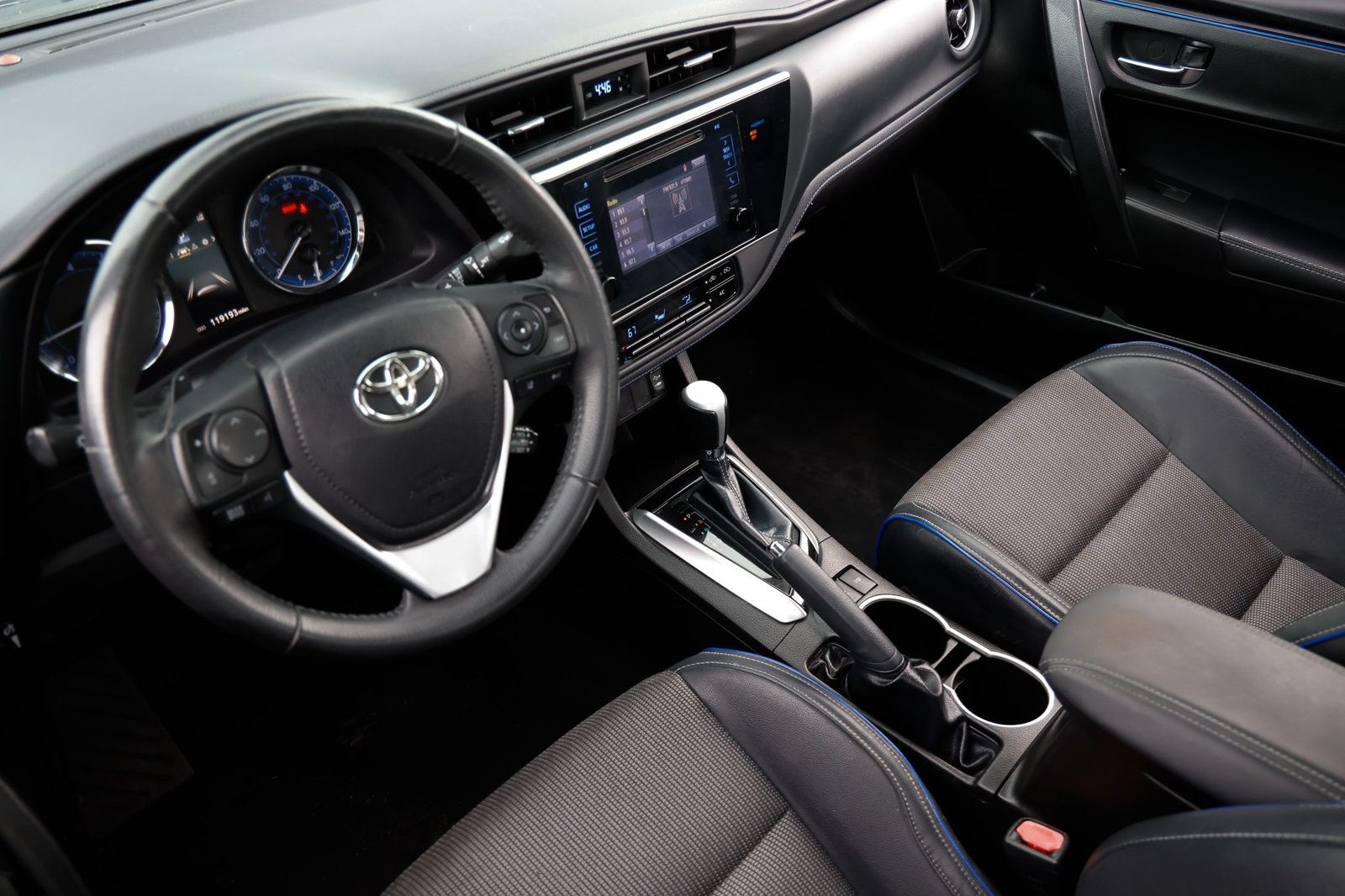 2018 Toyota Corolla L photo 4