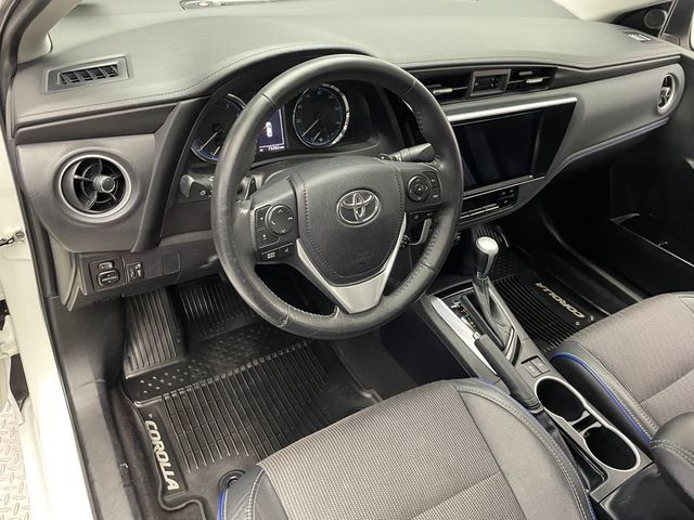 2018 Toyota Corolla SE CVT - 22995946 - 10