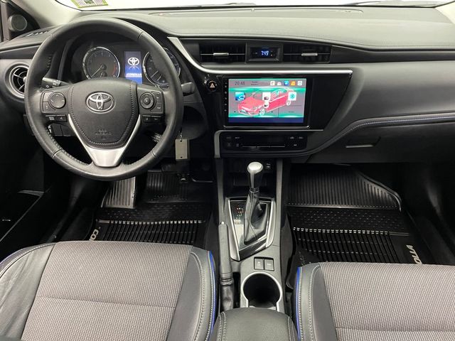 2018 Toyota Corolla SE CVT - 22995946 - 17