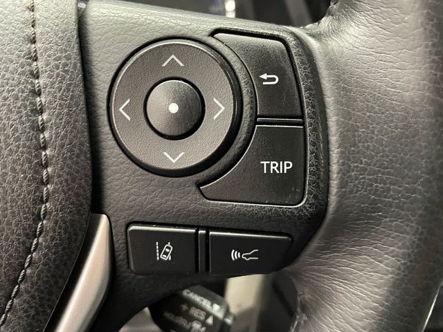 2018 Toyota Corolla SE CVT - 22995946 - 21