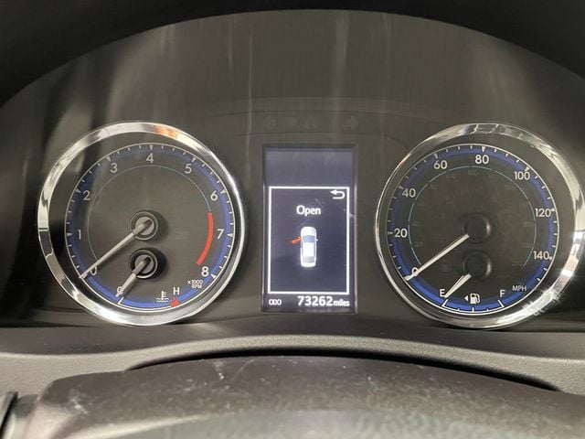 2018 Toyota Corolla SE CVT - 22995946 - 22