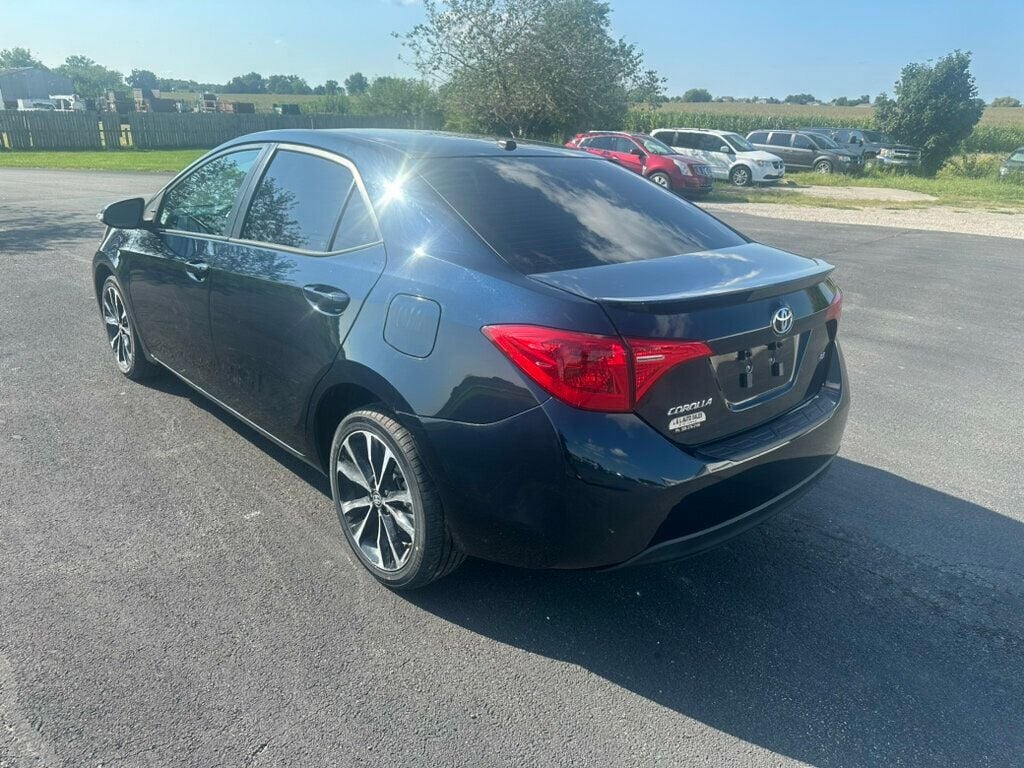 2018 Toyota Corolla SE CVT - 22576222 - 3