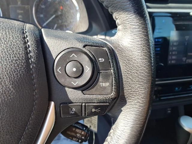 2018 Toyota Corolla SE Sedan 4D - 22989147 - 9