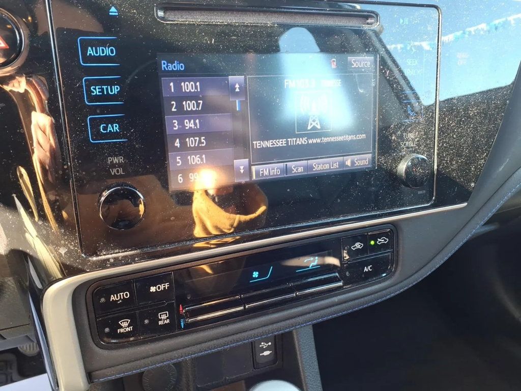 2018 Toyota Corolla SE Sedan 4D - 22989147 - 11