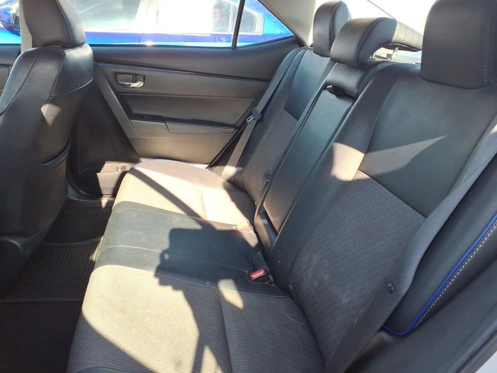 2018 Toyota Corolla SE Sedan 4D - 22989147 - 16