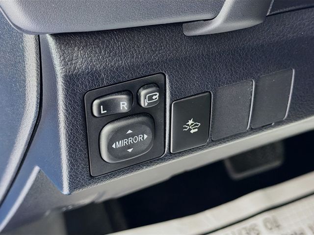 2018 Toyota Corolla iM CVT - 22994120 - 9