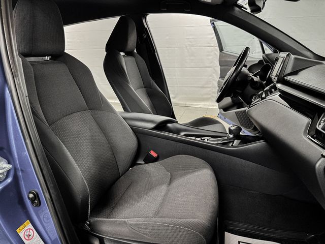 2018 Toyota C-HR XLE - 23011559 - 11