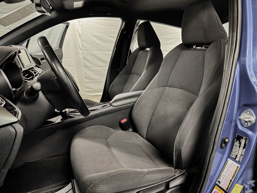 2018 Toyota C-HR XLE - 23011559 - 8