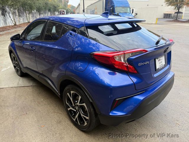 2018 Toyota C-HR XLE FWD - 22943753 - 3