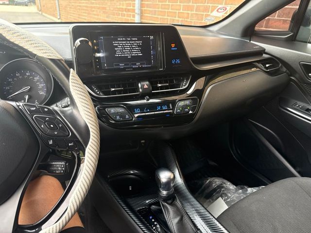 2018 Toyota C-HR XLE FWD - 23066840 - 15