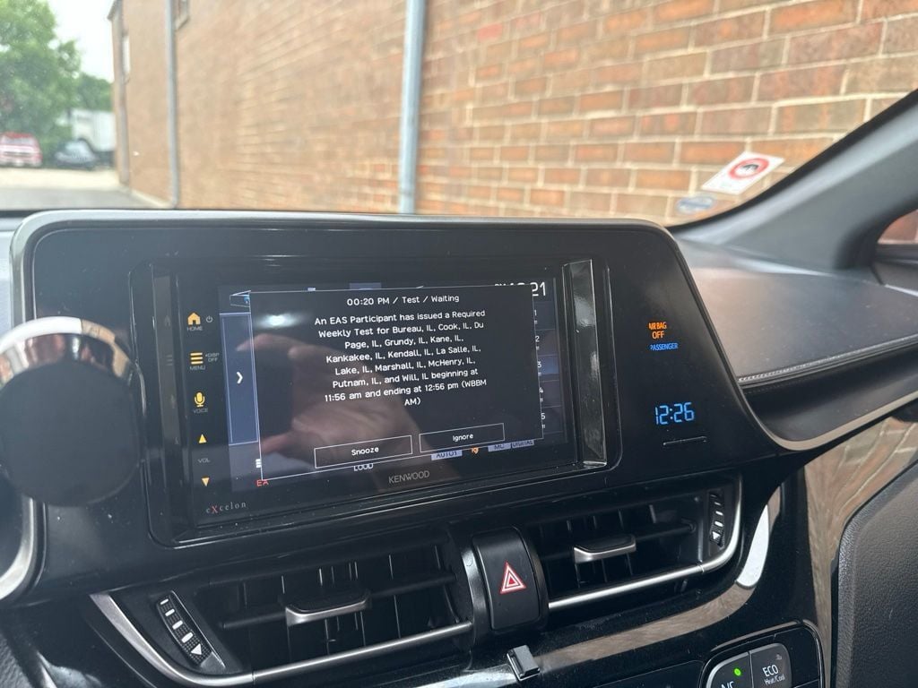 2018 Toyota C-HR XLE FWD - 23066840 - 16