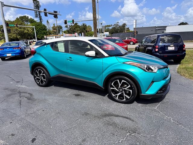 2018 Toyota C-HR XLE FWD - 22961710 - 2