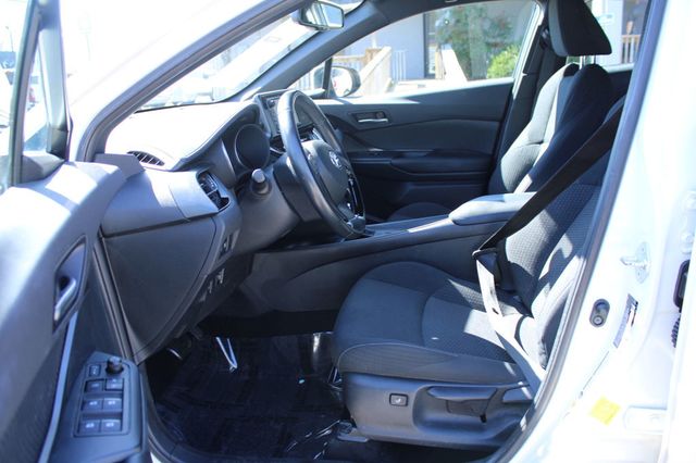 2018 Toyota C-HR XLE FWD - 22997959 - 11