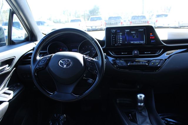2018 Toyota C-HR XLE FWD - 22997959 - 12