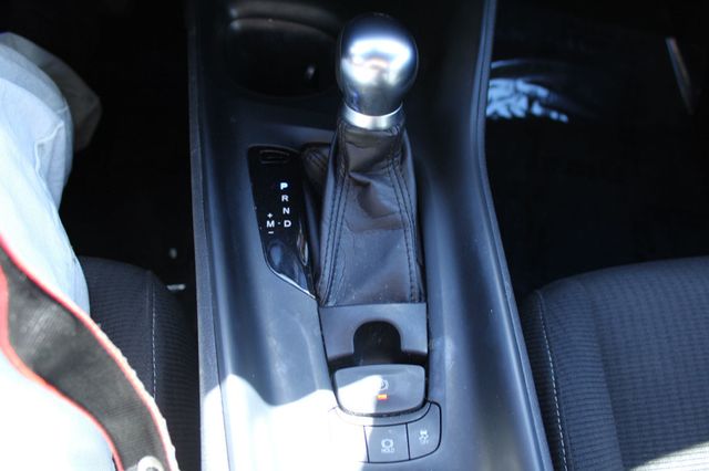 2018 Toyota C-HR XLE FWD - 22997959 - 15