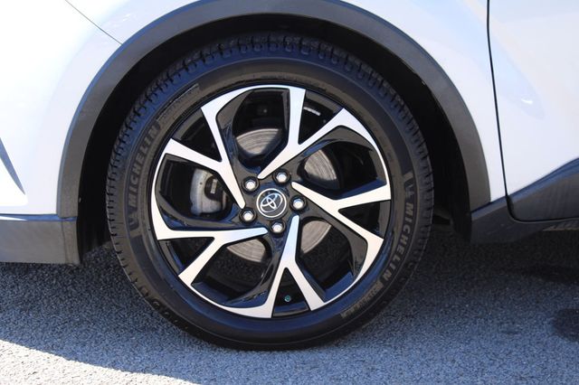 2018 Toyota C-HR XLE FWD - 22997959 - 21