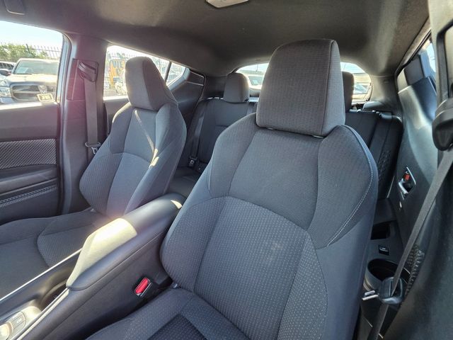 2018 Toyota C-HR XLE FWD - 22938381 - 15