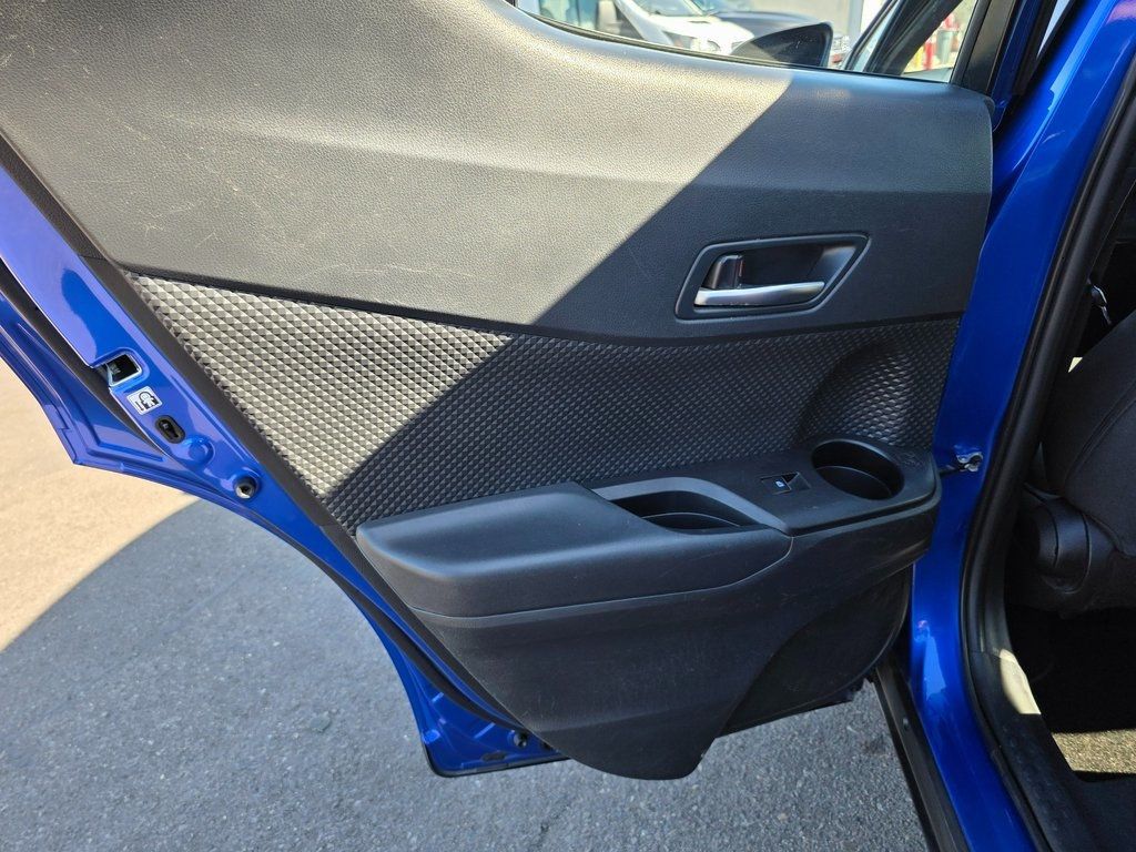 2018 Toyota C-HR XLE FWD - 22938381 - 20