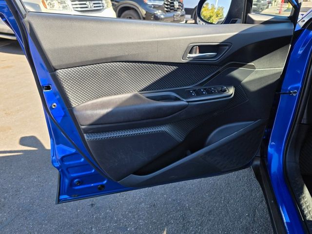 2018 Toyota C-HR XLE FWD - 22938381 - 21