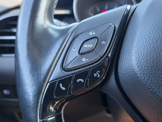 2018 Toyota C-HR XLE FWD - 22938381 - 24