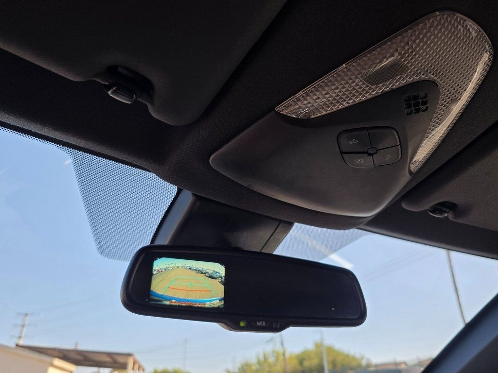 2018 Toyota C-HR XLE FWD - 22938381 - 35