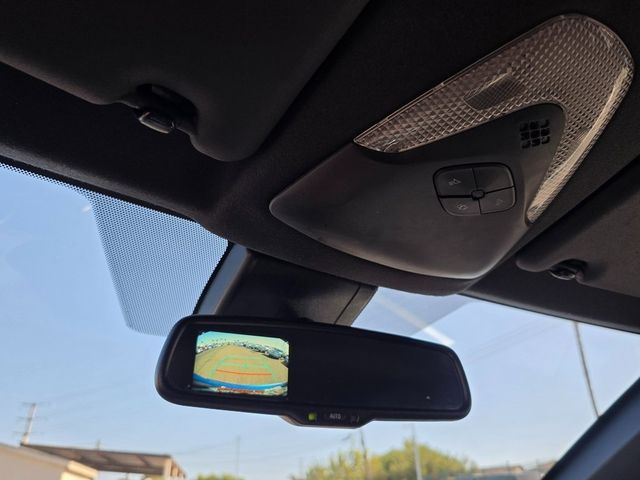 2018 Toyota C-HR XLE FWD - 22938381 - 35