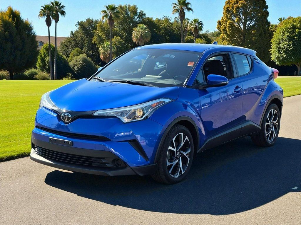 2018 Toyota C-HR XLE FWD - 22938381 - 3