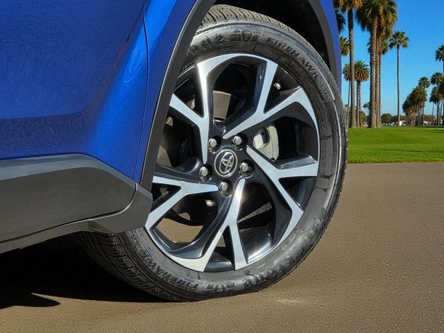 2018 Toyota C-HR XLE FWD - 22938381 - 7