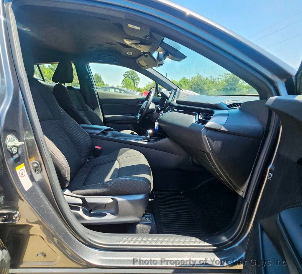 2018 Toyota C-HR XLE FWD - 22564166 - 21