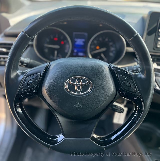 2018 Toyota C-HR XLE FWD - 23070211 - 16