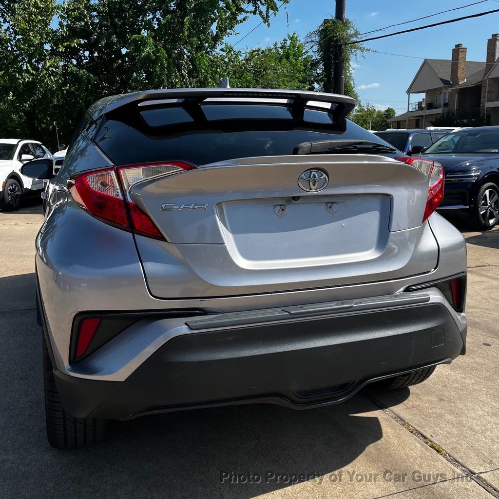2018 Toyota C-HR XLE FWD - 23070211 - 8