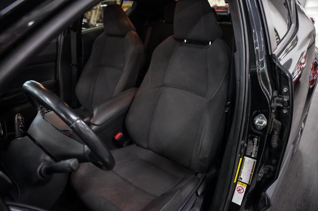 2018 Toyota C-HR XLE FWD - 23084053 - 2