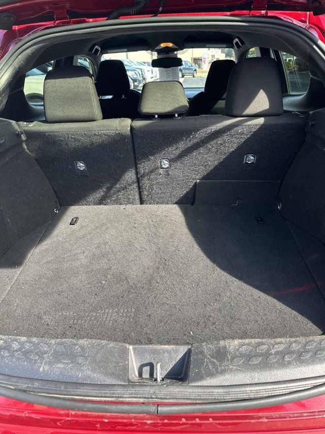 2018 Toyota C-HR XLE FWD - 22759729 - 17