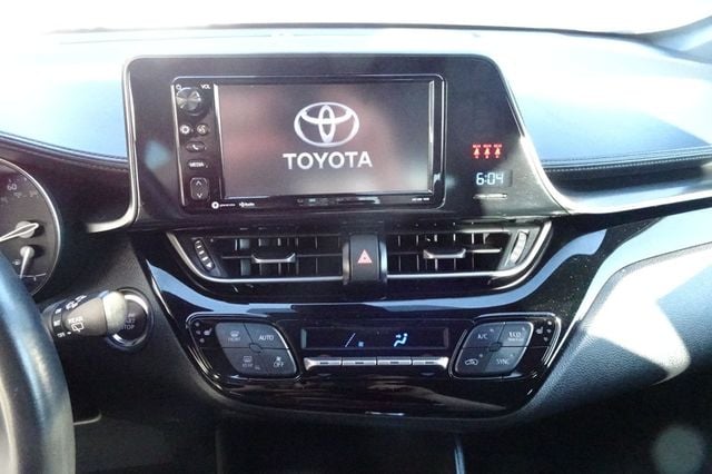 2018 Toyota C-HR XLE FWD - 22929521 - 15