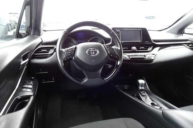 2018 Toyota C-HR XLE FWD - 22949831 - 14