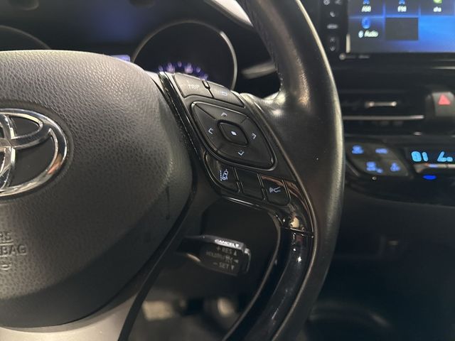 2018 Toyota C-HR XLE Premium FWD - 22981667 - 10