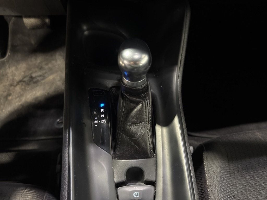 2018 Toyota C-HR XLE Premium FWD - 22981667 - 18