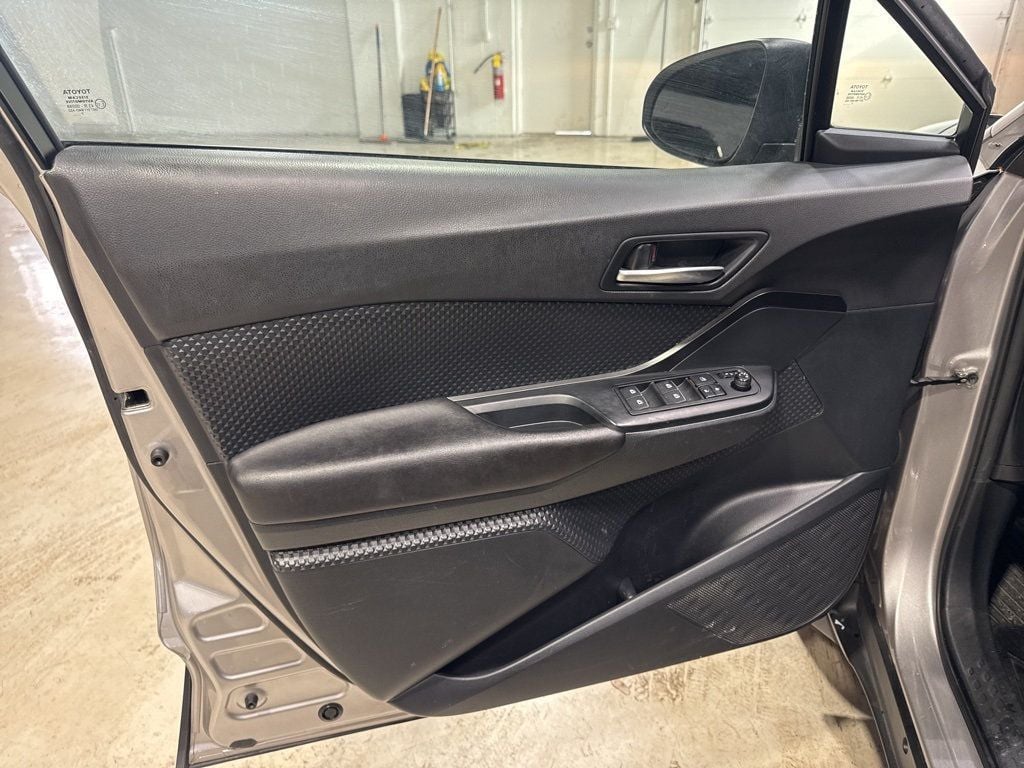 2018 Toyota C-HR XLE Premium FWD - 22981667 - 24