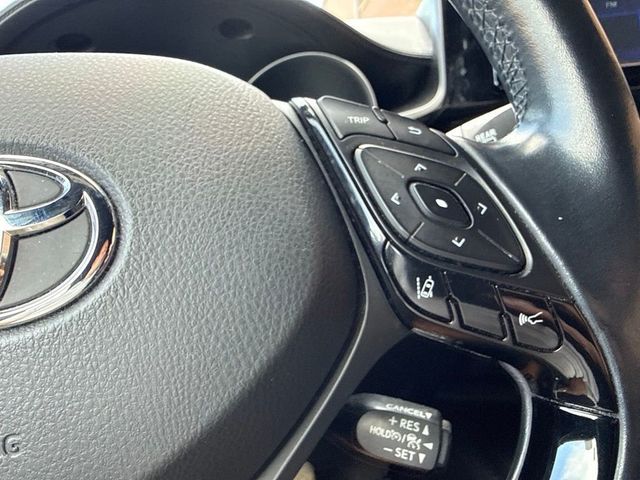 2018 Toyota C-HR XLE Premium FWD - 23081590 - 12