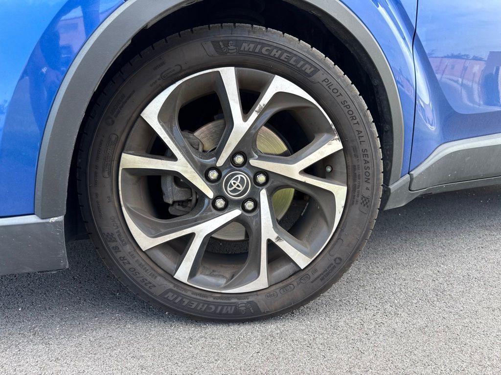 2018 Toyota C-HR XLE Premium FWD - 23081590 - 1
