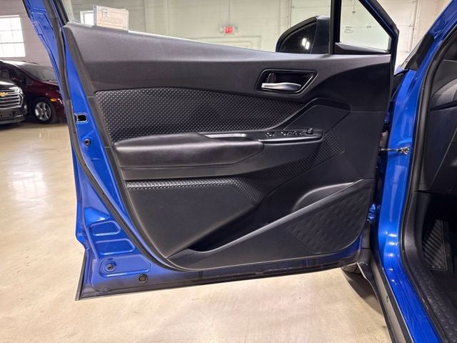 2018 Toyota C-HR XLE Premium FWD - 23081590 - 19