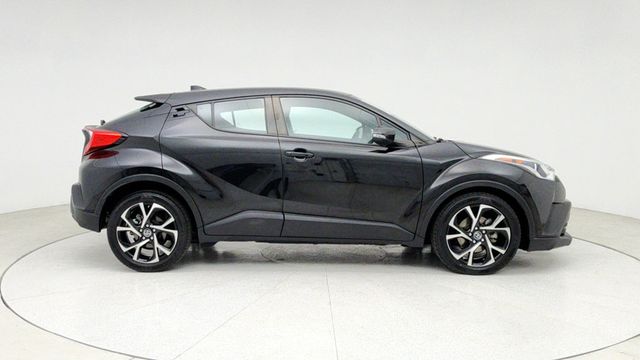2018 Toyota C-HR XLE Premium FWD - 22942598 - 3
