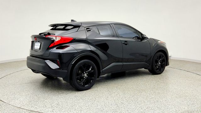 2018 Toyota C-HR XLE Premium FWD - 23034684 - 4