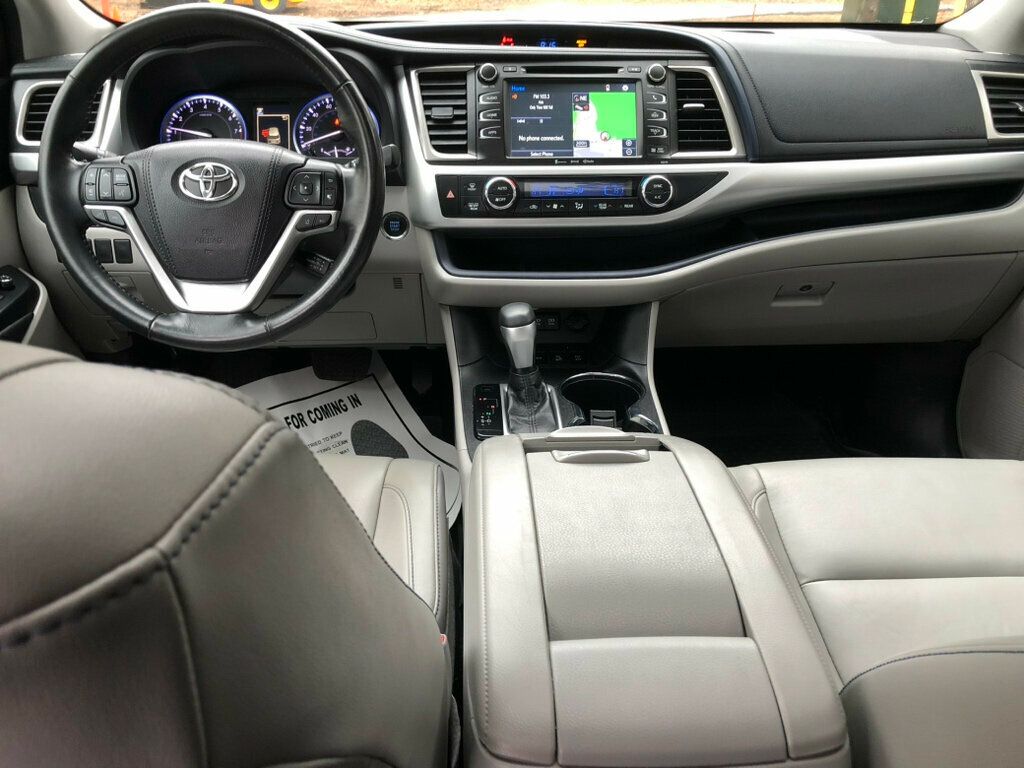 2018 Toyota Highlander  - 22963322 - 9