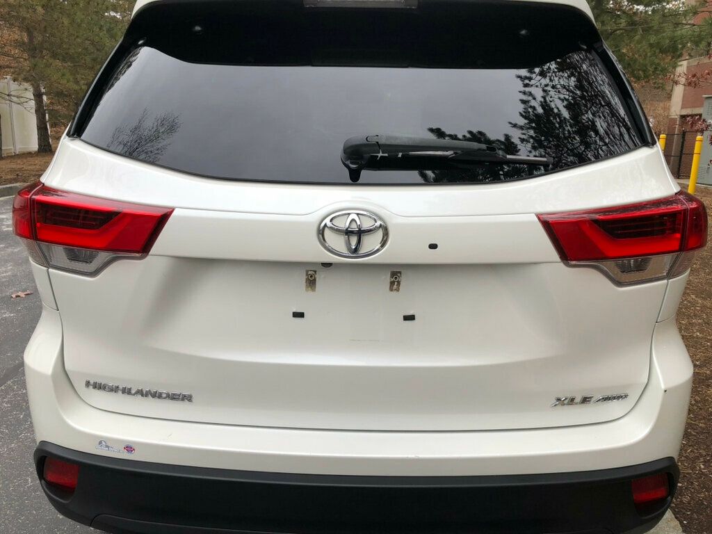2018 Toyota Highlander  - 22963322 - 3