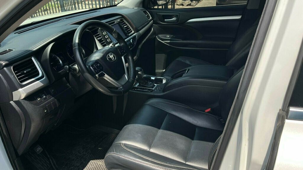2018 Toyota Highlander - 22854102 - 12
